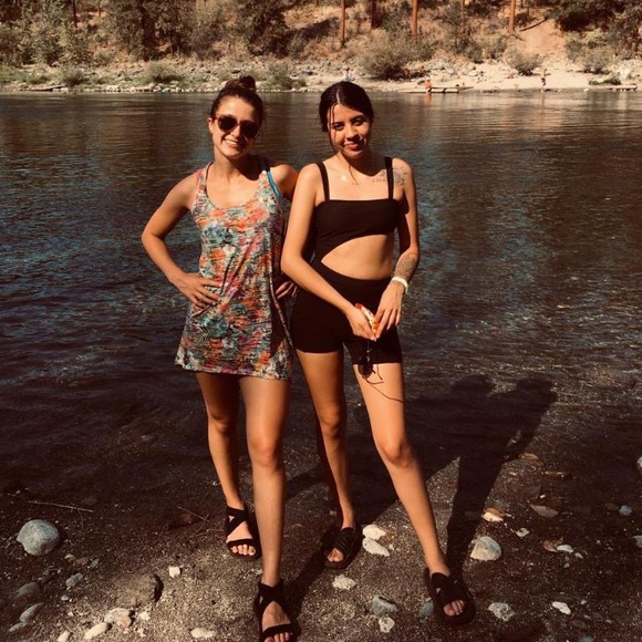 Meet your Posher, Jasmine - Picture 3 of 4